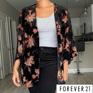 Black Floral Kimono